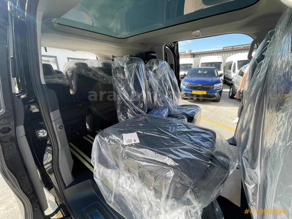 2K OTOMOTİV'DEN 2025 MODEL FORD TOURNEO CUSTOM TİTANİUM PLUS