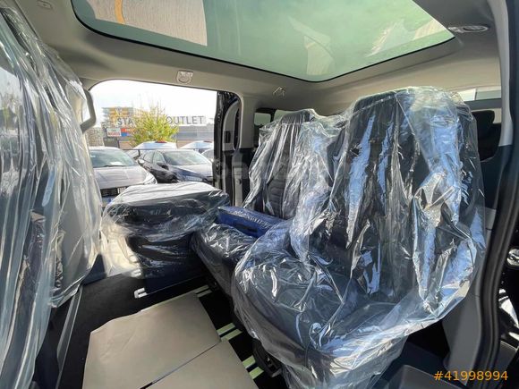2K OTOMOTİV'DEN 2025 MODEL FORD TOURNEO CUSTOM TİTANİUM PLUS