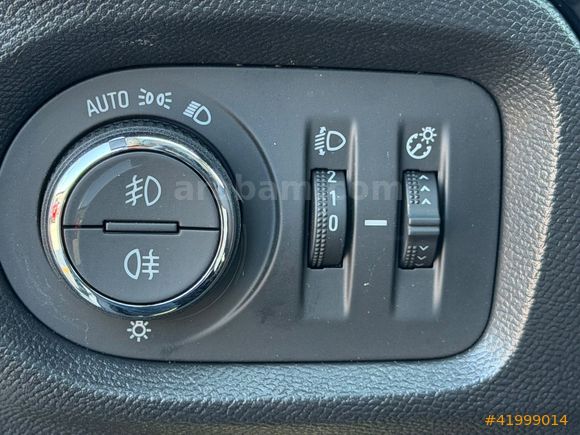 2K OTOMOTİVDEN 2025 MODEL OPEL CORSA 1.2 EDİTON AT8 ORİJİNAL