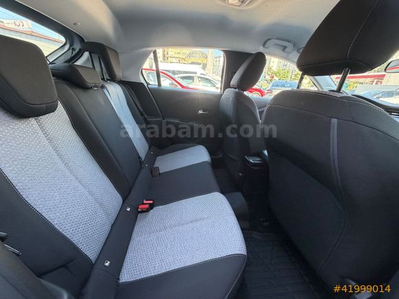 2K OTOMOTİVDEN 2025 MODEL OPEL CORSA 1.2 EDİTON AT8 ORİJİNAL