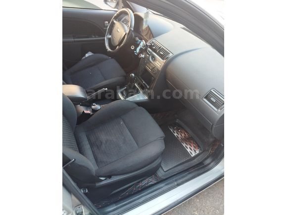 Sahibinden Ford Mondeo 2.0 Trend 2004 Model