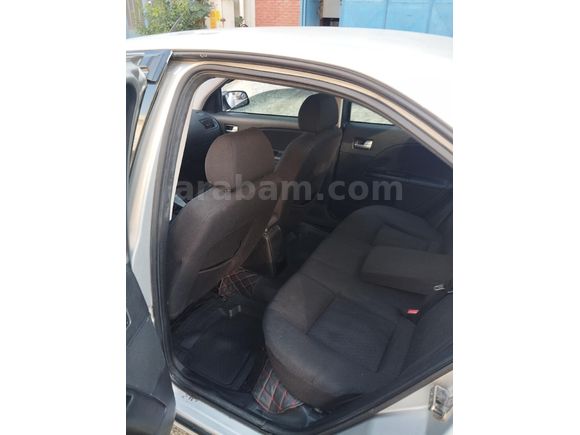 Sahibinden Ford Mondeo 2.0 Trend 2004 Model