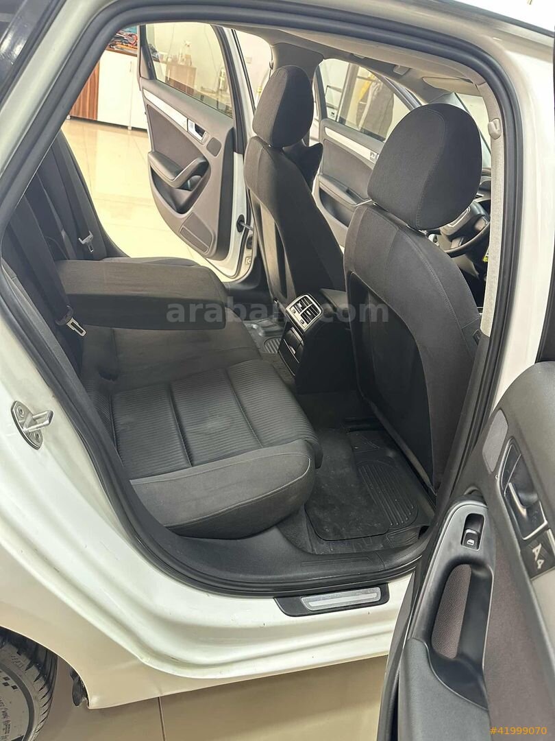 Galeriden Audi A4 Sedan 1.8 TFSI 2010 Model Hatay 310.000 km Beyaz 4