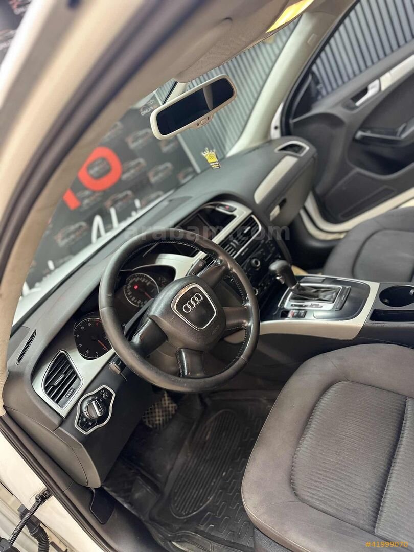 Galeriden Audi A4 Sedan 1.8 TFSI 2010 Model Hatay 310.000 km Beyaz 2