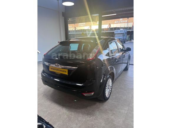 Sahibinden Ford Focus 1.6 Titanium 2010 Model  104000 km Siyah