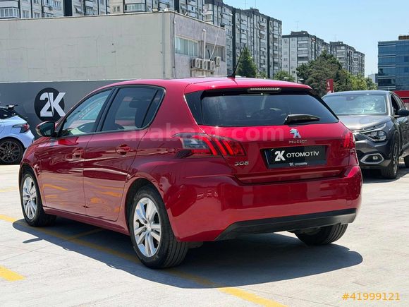 2K OTOMOTİV'DEN 2020 PEUGEOT 308 1.2 STYLE TECH CAM TAVAN