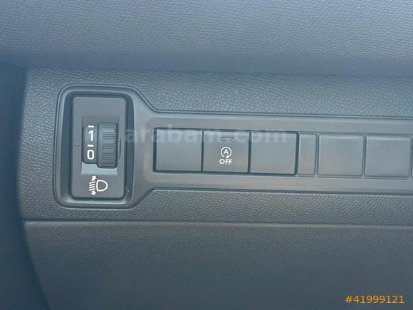 2K OTOMOTİV'DEN 2020 PEUGEOT 308 1.2 STYLE TECH CAM TAVAN