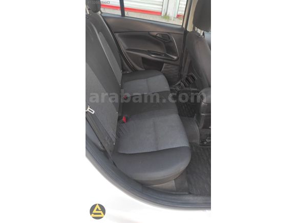 Temiz bakımlı aile aracı