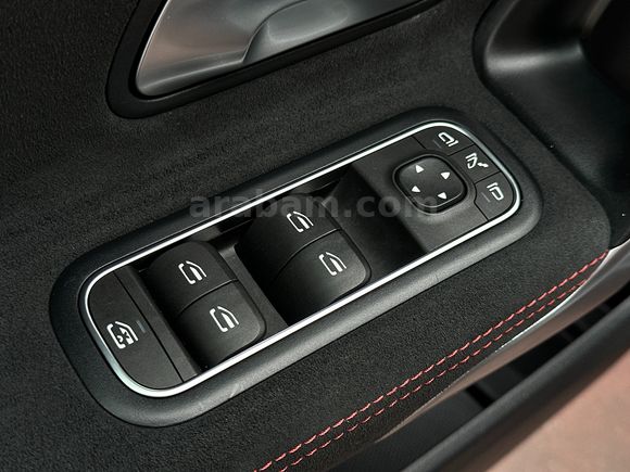 ÇAVUŞOĞLU 2022 MERCEDES A200 HB AMG+ 7G CAM TAVAN