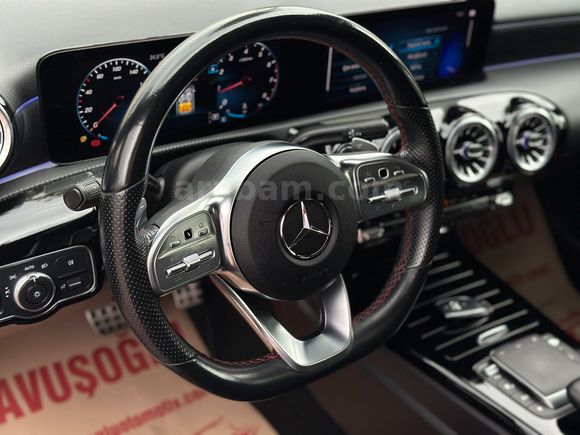 ÇAVUŞOĞLU 2022 MERCEDES A200 HB AMG+ 7G CAM TAVAN