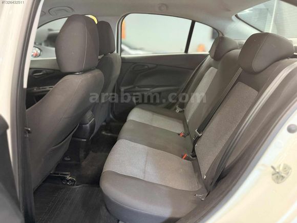 FLİES MOTORS'DAN FİAT EGEA 1.4 EASY 123'BİN KM