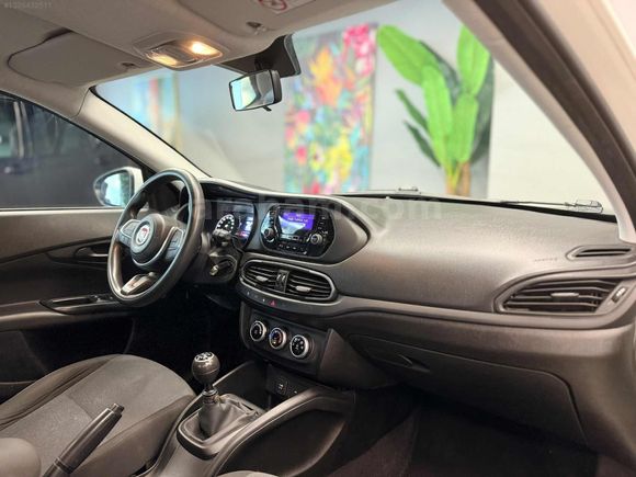 FLİES MOTORS'DAN FİAT EGEA 1.4 EASY 123'BİN KM