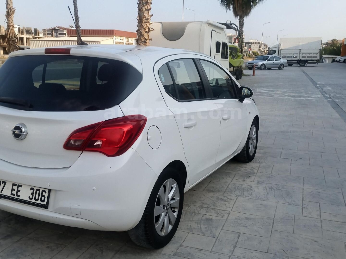 Galeriden Opel Corsa 1.4 Enjoy 2016 Model Antalya 109.500 km Beyaz 5