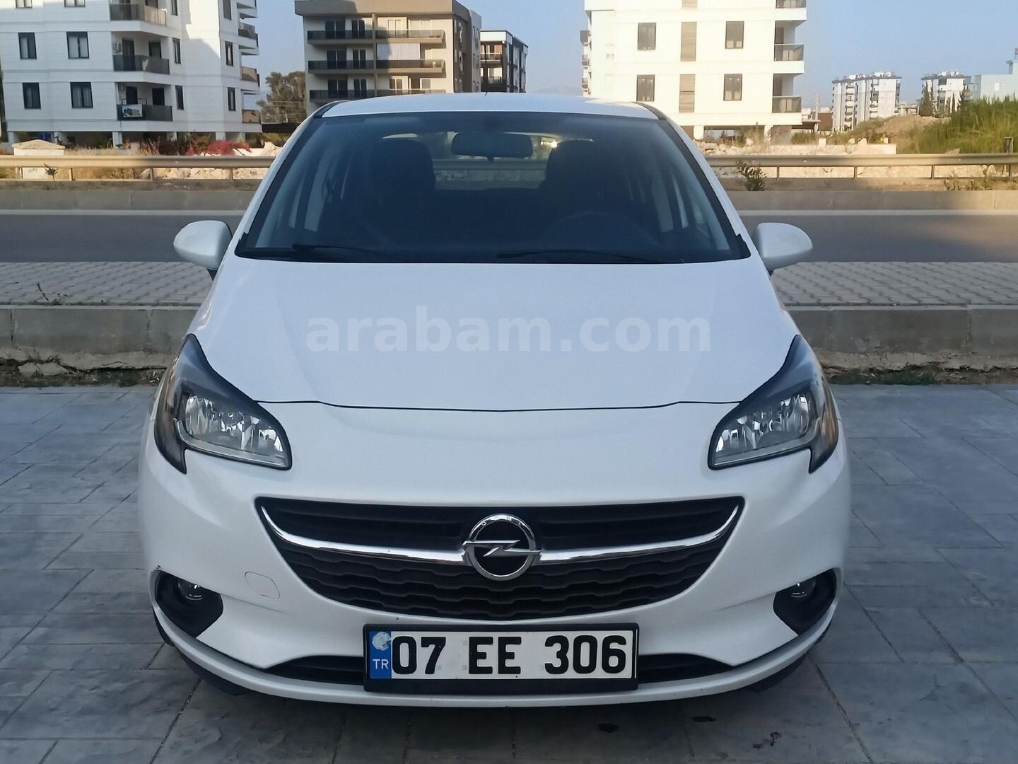 Galeriden Opel Corsa 1.4 Enjoy 2016 Model Antalya 109.500 km Beyaz 1