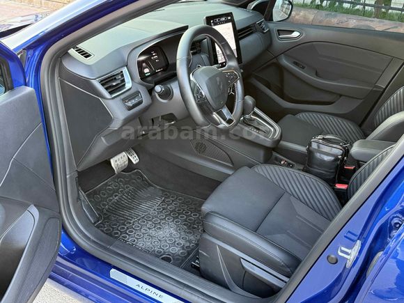Galeriden Renault Clio 1.0 TCe Techno Esprit Alpine 2025 Model Antalya