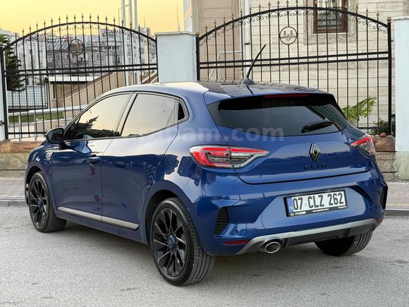 Galeriden Renault Clio 1.0 TCe Techno Esprit Alpine 2025 Model Antalya