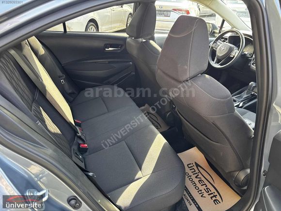 ÜNİVERSİTE_2022 COROLLA 1.8 HYBRİD FLAME X-PACK E-CVT_EKSTRALI