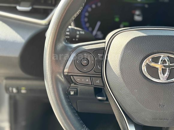 ÜNİVERSİTE_2022 COROLLA 1.8 HYBRİD FLAME X-PACK E-CVT_HATASIZ