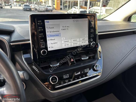 ÜNİVERSİTE_2022 COROLLA 1.8 HYBRİD FLAME X-PACK E-CVT_EKSTRALI