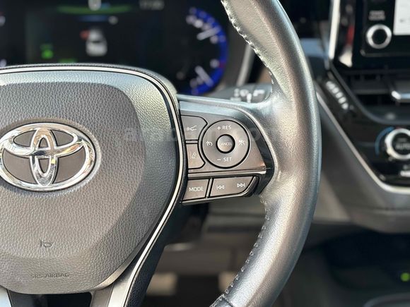 ÜNİVERSİTE_2022 COROLLA 1.8 HYBRİD FLAME X-PACK E-CVT_HATASIZ
