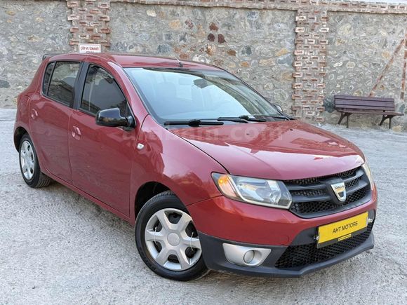 Takas Olur - 80.000 KM DE KLİMALI 16V SANDERO