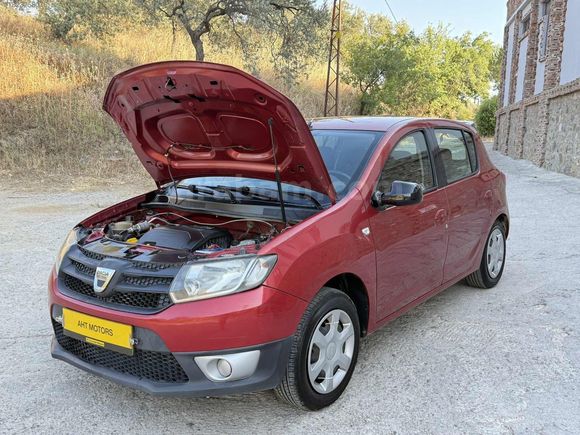 Takas Olur - 80.000 KM DE KLİMALI 16V SANDERO