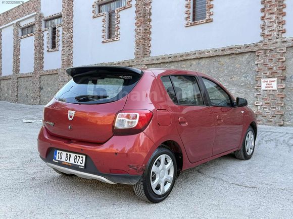 Takas Olur - 80.000 KM DE KLİMALI 16V SANDERO