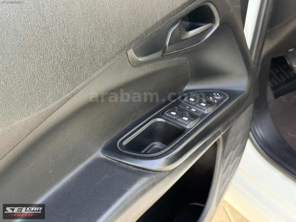 SELCAR'dan FİAT EGEA EASY-PLUS 1.3 M.JET 95 HATASIZ BOYASIZ