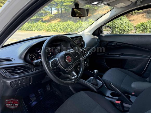 DEMİR AUTO'DAN 2023 ÇIKIŞLI SERVİS BAKIMLI KREDİ KARTINA 12TKST