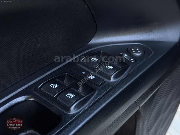 DEMİR AUTO'DAN 2023 ÇIKIŞLI SERVİS BAKIMLI KREDİ KARTINA 12TKST
