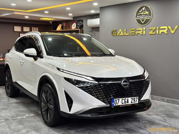 2025 MODEL 10BİN KM HYRBİD CAM TAVAN SKYPACK