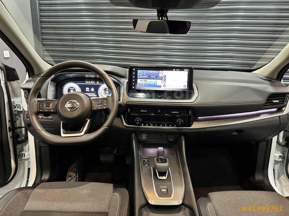 2025 MODEL 10BİN KM HYRBİD CAM TAVAN SKYPACK