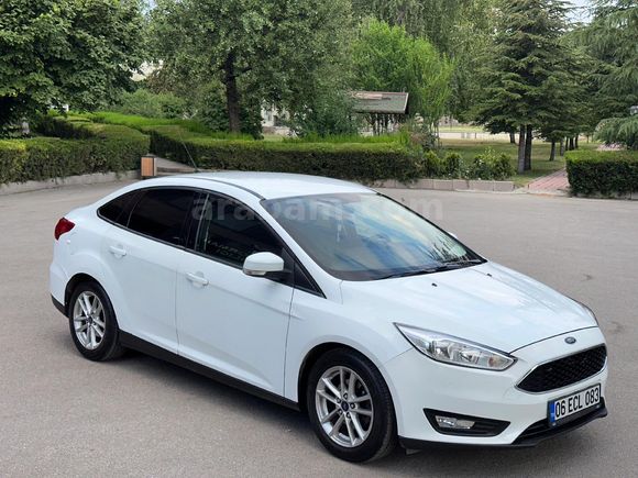 Sahibinden Ford Focus 1.6 Ti-VCT Trend X 2015 Model