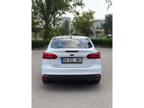 Sahibinden Ford Focus 1.6 Ti-VCT Trend X 2015 Model