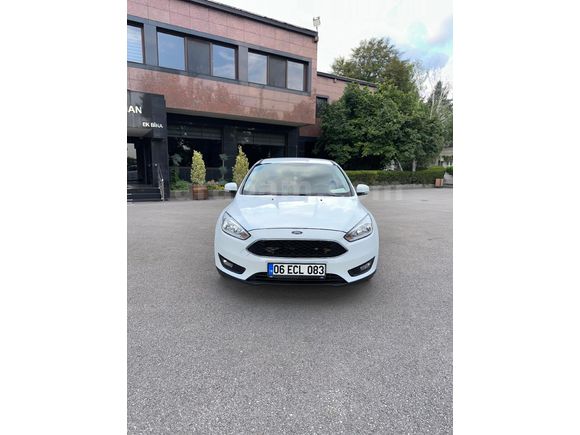Sahibinden Ford Focus 1.6 Ti-VCT Trend X 2015 Model