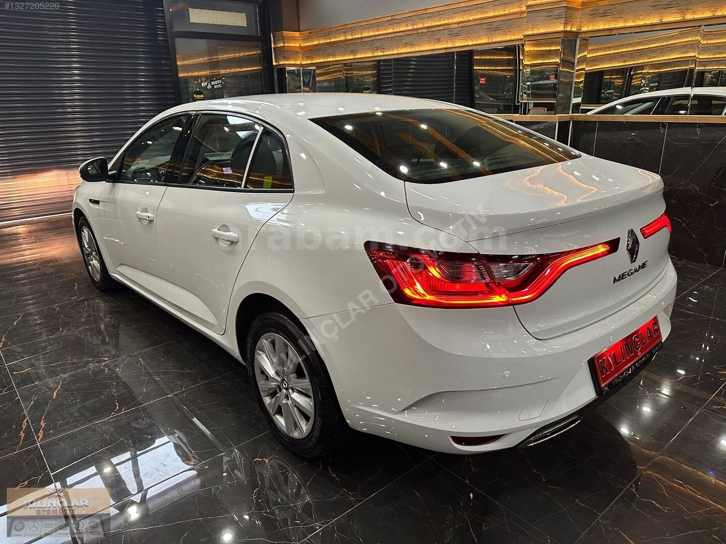 Galeriden Renault Megane 1.3 TCe Joy 2022 Model Konya 89.000 km Beyaz 5