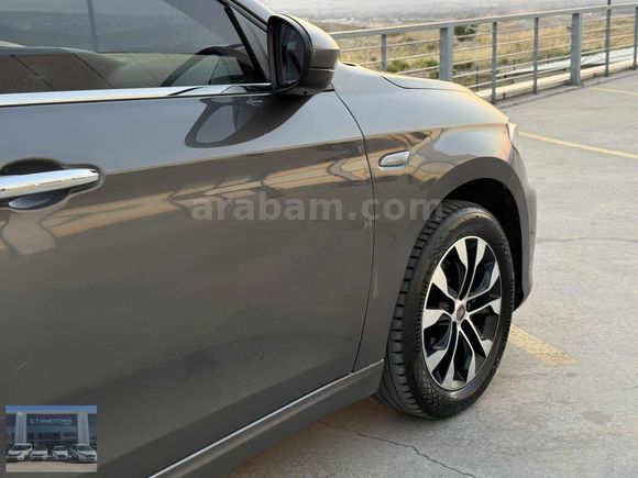 2017 LOUNGE EGEA EN DOLUSU - BAKIMLI DEĞİŞENSİZ 100.000 KM
