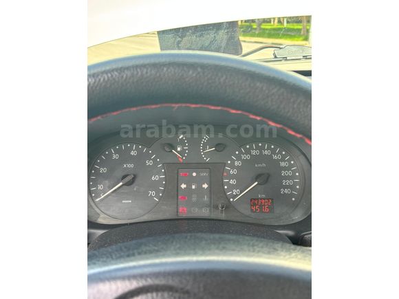 Sahibinden Renault Clio 1.4 Expression 2003 Model