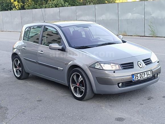 2004 Renault Megane 1.6 Dynamique  Hb Sanroof  + cam tavan