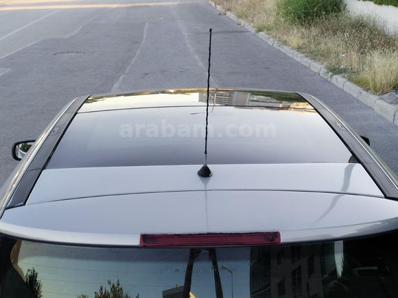 2004 Renault Megane 1.6 Dynamique  Hb Sanroof  + cam tavan