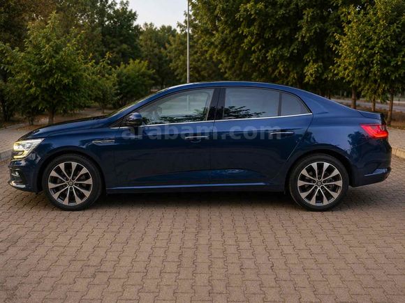 Sahibinden Renault Megane 1.3 TCe Icon 2021 Model 