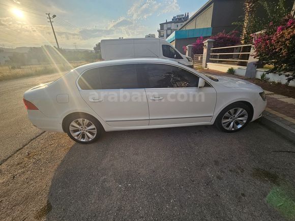 Sahibinden Skoda SuperB 1.6 TDI Elegance 2015 Model 