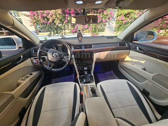 Sahibinden Skoda SuperB 1.6 TDI Elegance 2015 Model 