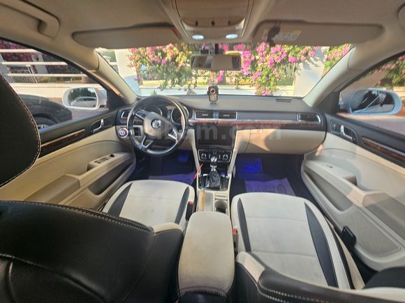 Sahibinden Skoda SuperB 1.6 TDI Elegance 2015 Model 