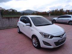 Sahibinden Hyundai i20 Boyasız Değişensiz 1.2 D-CVVT Jump 2013 Model 