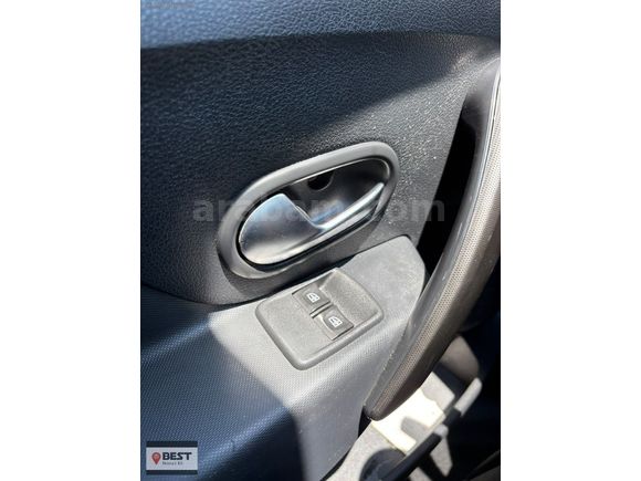 BEST 2.EL'DEN %0 FAİZ ORANI İLE DACİA SANDERO STEPWAY (2018)