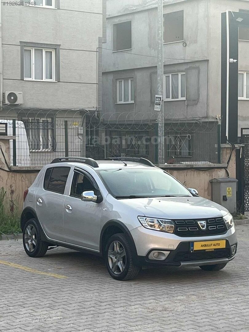 Galeriden Dacia Sandero 1.5 dCi Stepway Style 2018 Model Bursa 137.000 km Gri 4