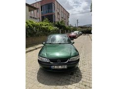 MASRAFSIZ OPEL VECTRA 2.0 GLS