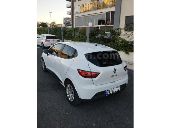 Sahibinden Renault Clio 1.2 Joy 2014 Model