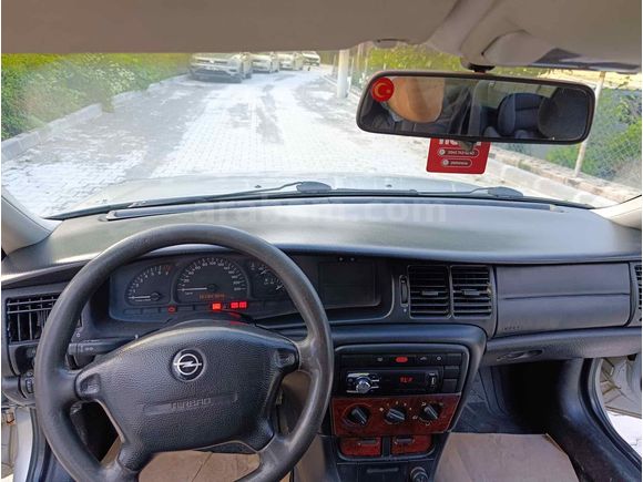 Sahibinden Opel Vectra 1.6 GL 2000 Model  252.500 km Gri (Gümüş)